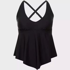 Torrid. Wireless V-Neck Black Tankini. Size 6. NWTs